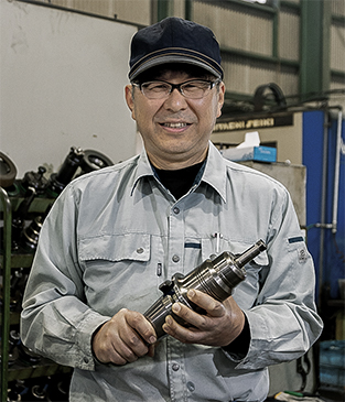 代表取締役　高橋建吾